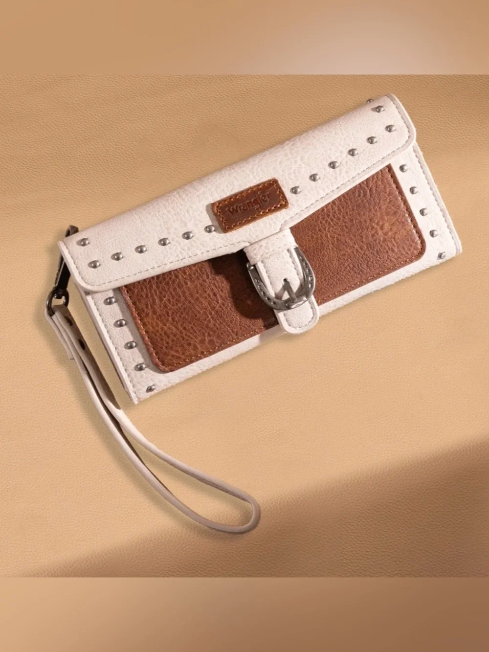 WG195-W055 Wrangler Western Tri-fold RFID Wallet/Wristlet With Detachable Credit